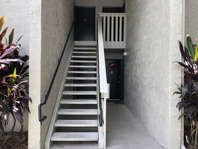Photo - 1BR/ 1BA Condo In Springwood   ** Water In... Unit D