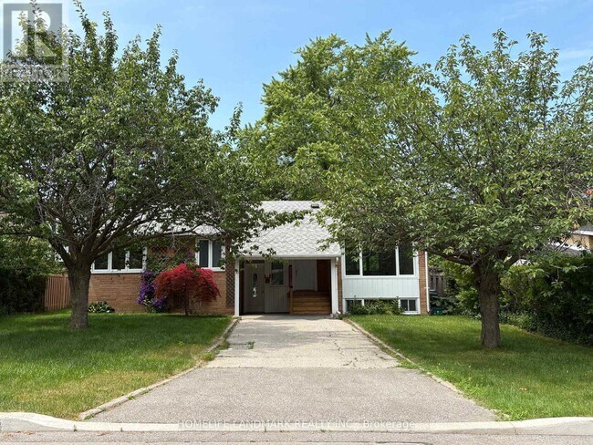 Photo - 73 Berkinshaw Crescent