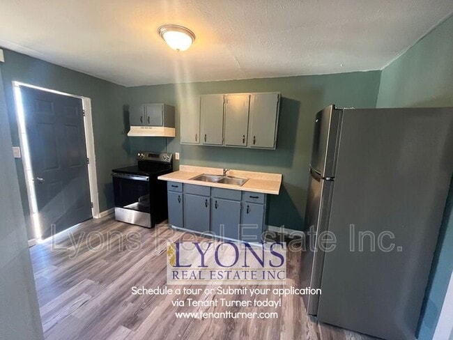 Photo - 917 Pineknot Rd Unit 4