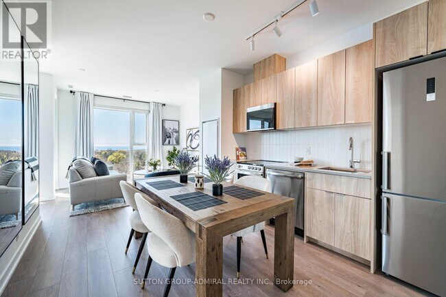 Photo - 1660 Bloor St W Unit 1203