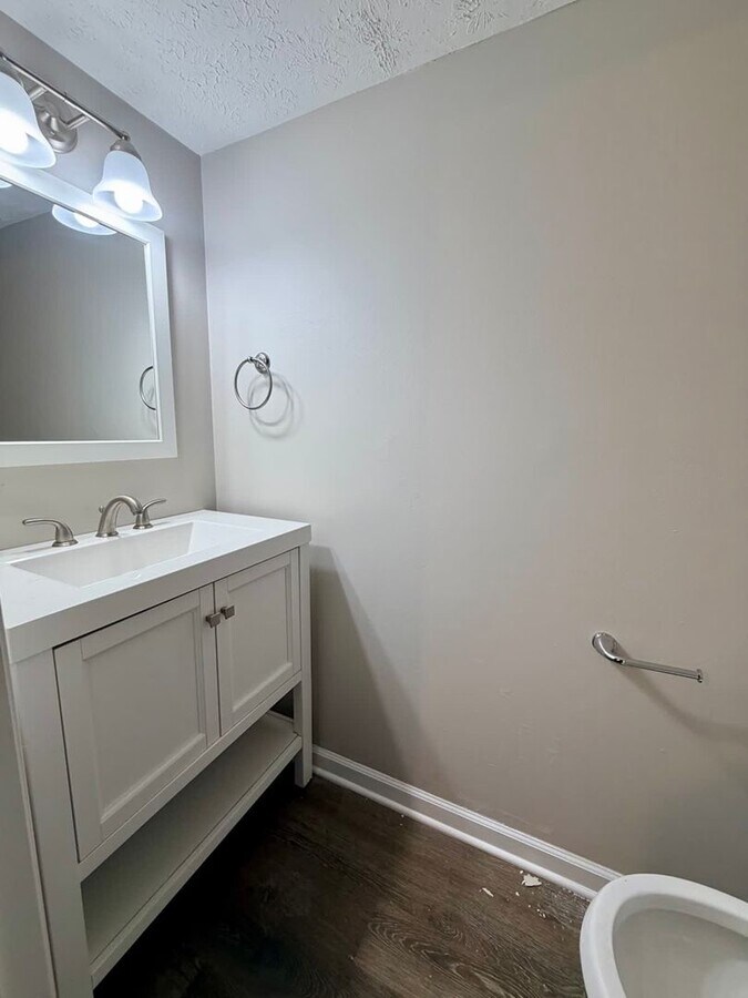 Photo - 365-425 Darby Creek Road-373 Darby Creek Road Unit 373 Darby Creek Road