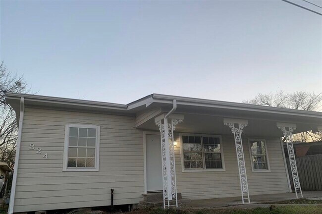 Photo - 324 Delaware St Unit A