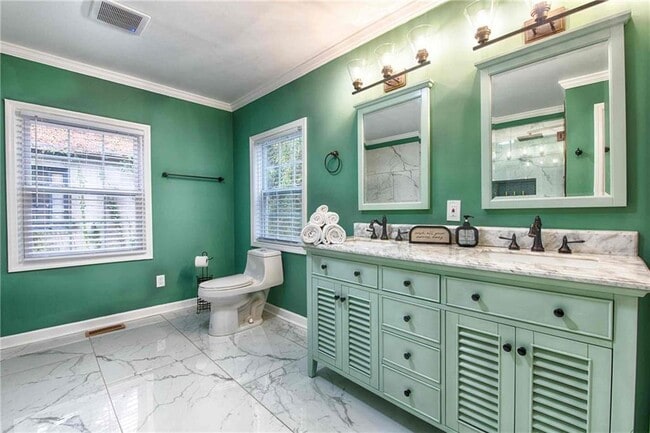 Photo - 1225 Graymont Dr SW