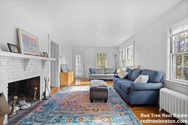 Photo - 27 Oakwood Rd Unit 2