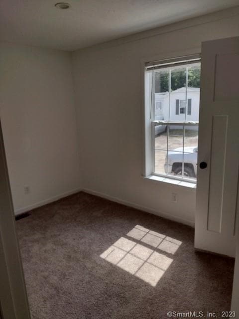 Photo - 936 Main St