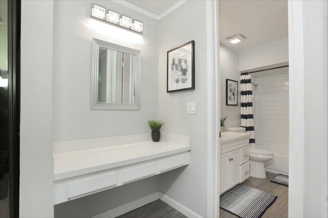 Photo - 3050 Rue D’Orleans Unidad 495