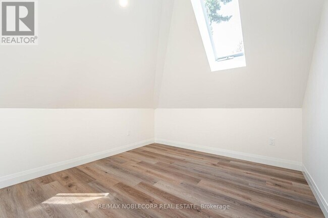 Photo - 40 Montcalm Ave