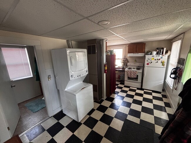 Photo - 160 S Main St Unit 3