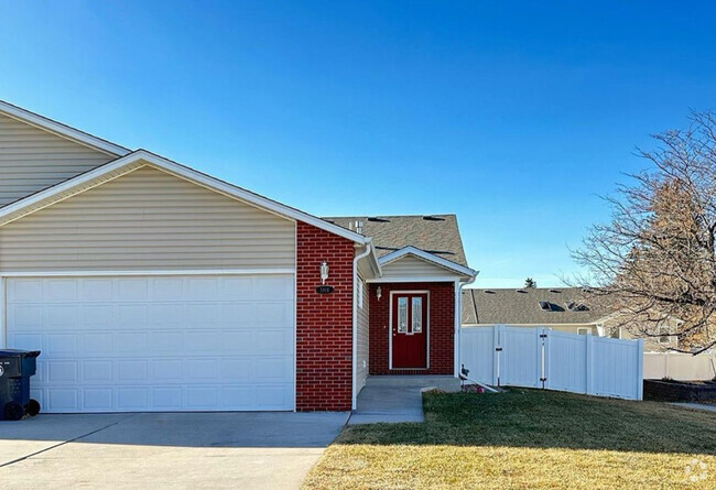 Building Photo - 5814 Star Wood Ct Rental