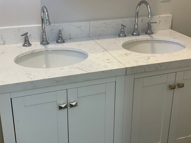 Photo - 1517 31st St