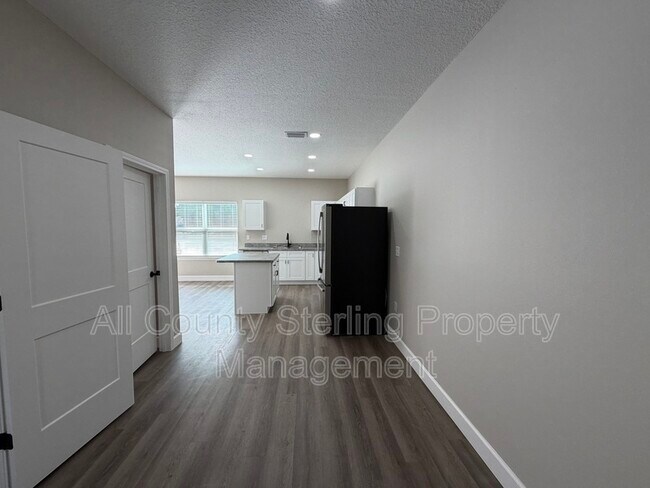 Photo - 1418 SE Magnolia Loop Unit 103