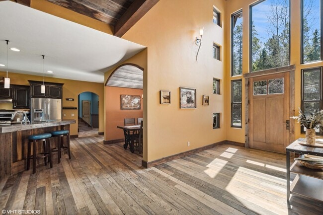 Photo - Charming 4 bedroom Home in Whitefish on 3 Acres