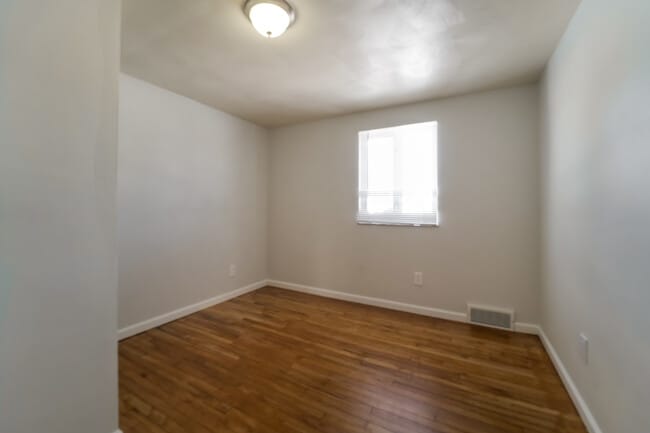 Photo - 211 Andora Dr
