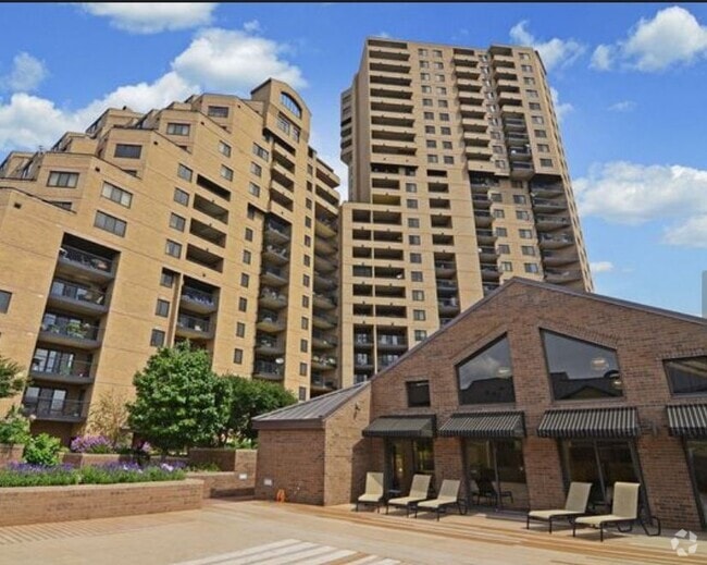 Building Photo - 20 2nd St NE Unit P908 Rental