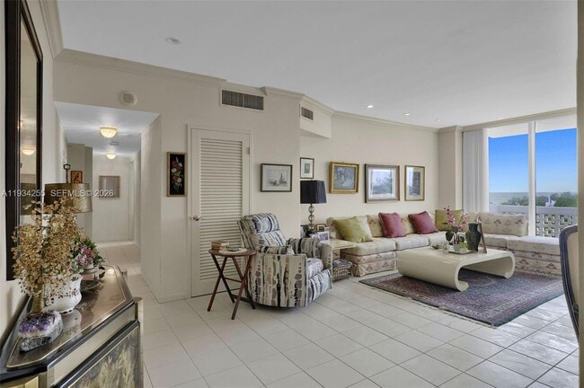 Photo - 4747 Collins Ave Unit 510