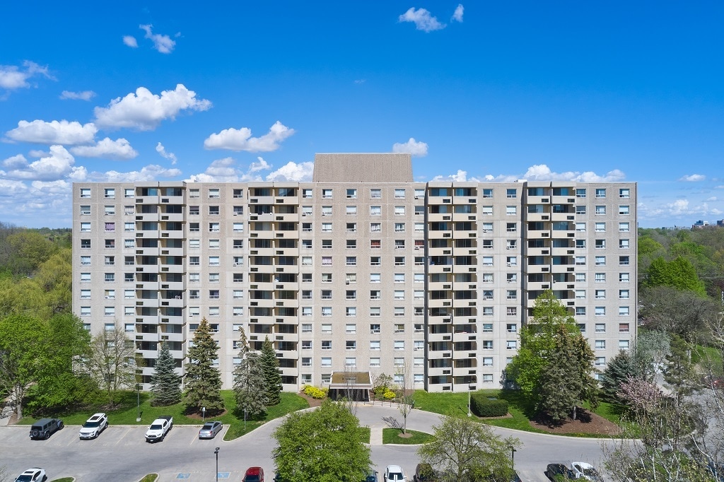 Photo - 140 Cherryhill Pl