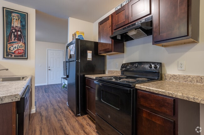 1BR, 1BA - 626SF - Kitchen - The Annex of Battle Creek