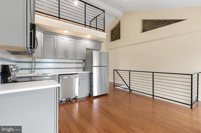 6607 Ridge Ave Unit C