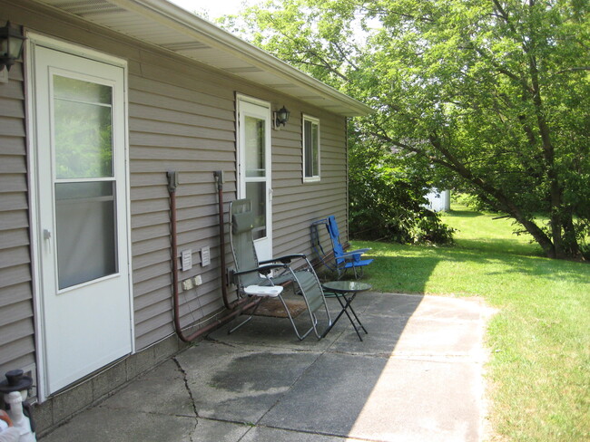 Photo - 180 W Lake Lansing Rd Unit Lake Lansing Rd