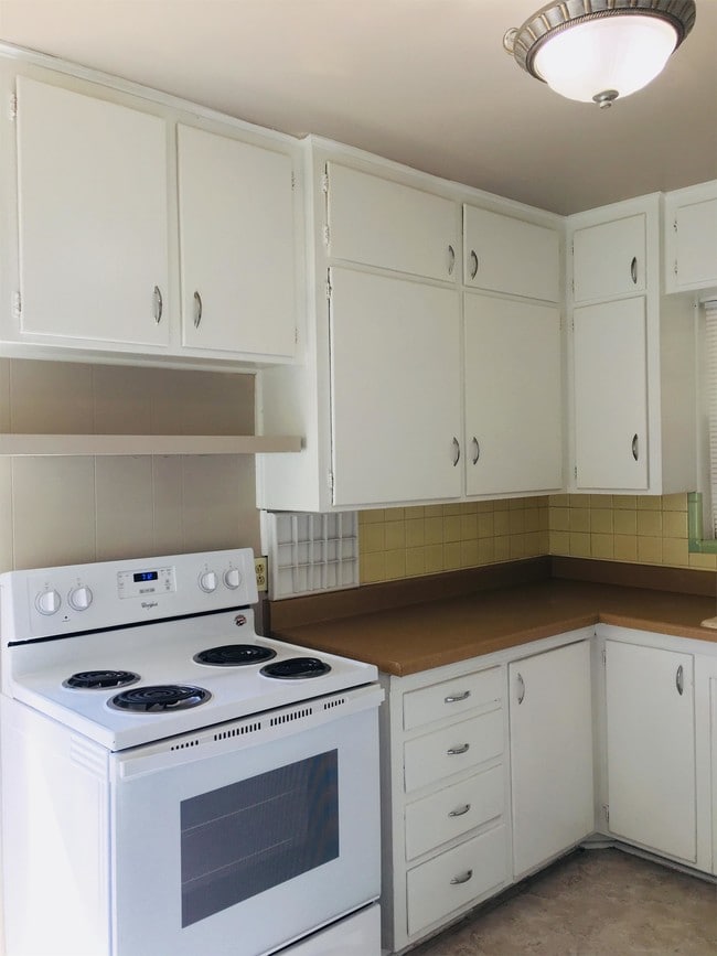 Photo - 4300 NW 20th St