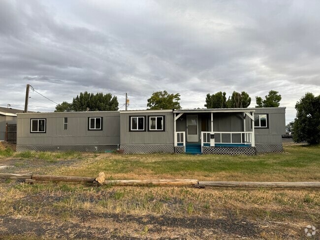 Building Photo - 410 S 2nd St Rental