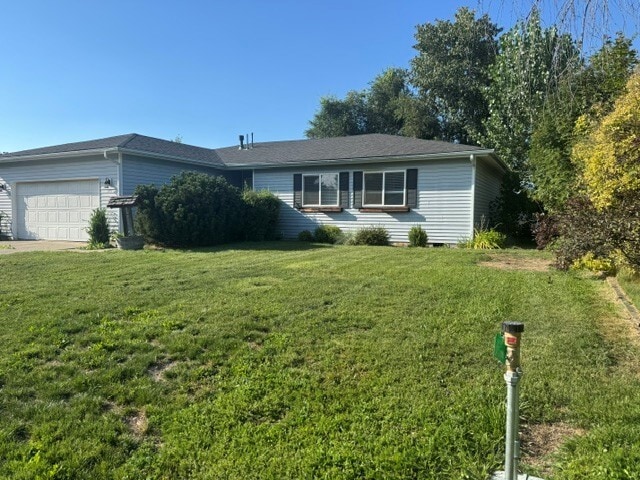 915 Dee Ct