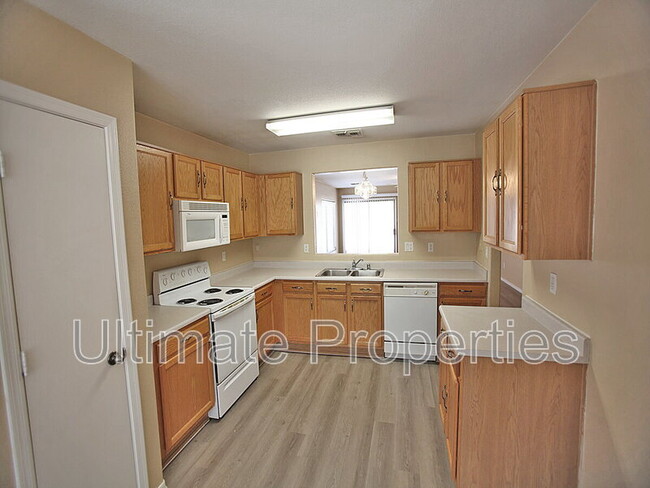 Photo - 12706 W Ash St