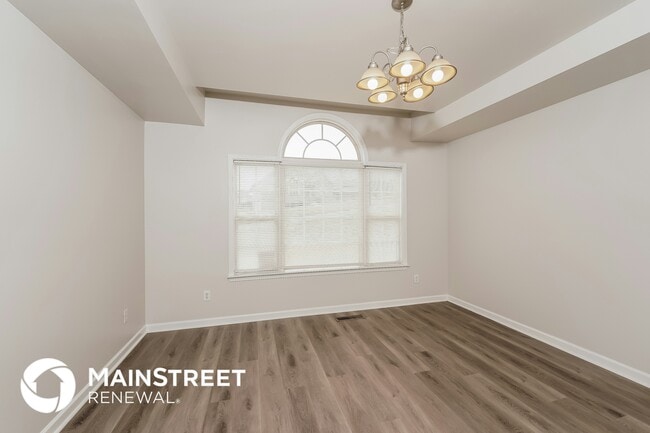 Photo - 1055 Sky View Ln