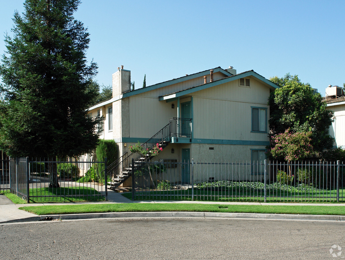 Alta Apartments - Alta Apartments