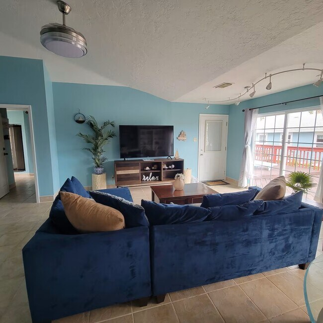 Photo - 22101 Lampasas Dr