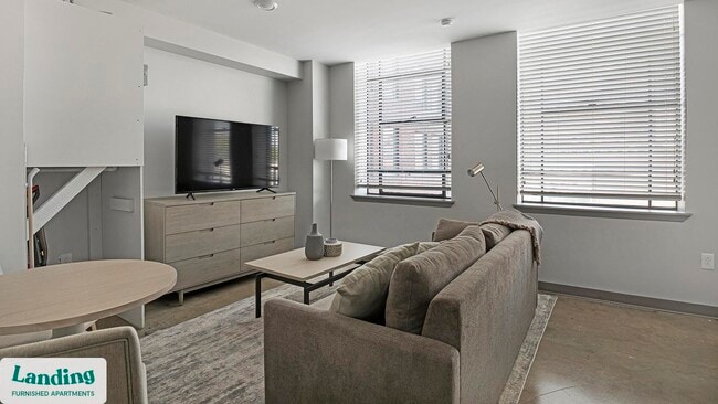 Photo - 2308 4th Ave N Unidad 211