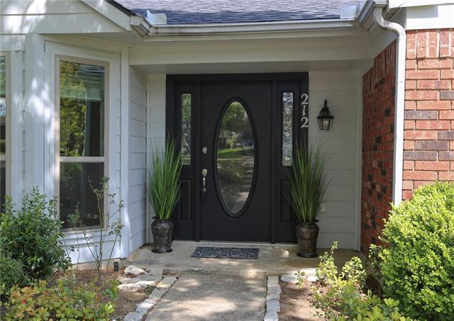 Photo - 212 Aspenway Dr