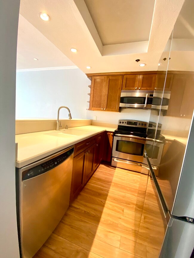 Photo - 411 Park Ave Unit 204