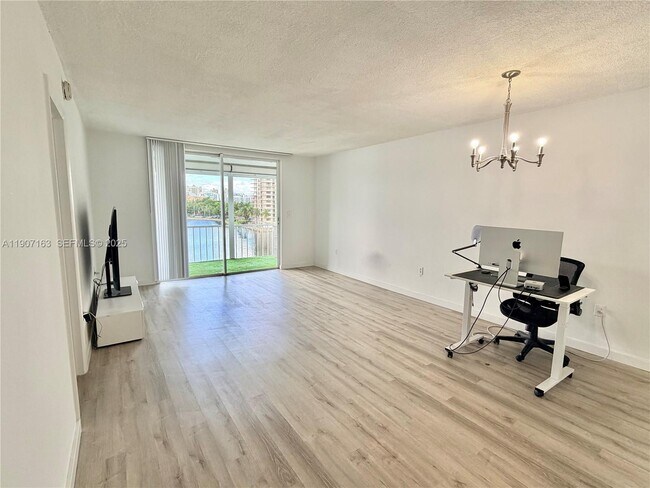 Photo - 2999 Point E Dr Unit C611