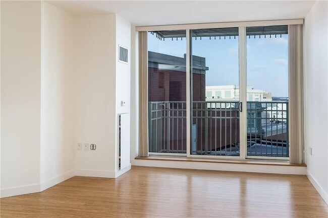 Photo - 1 W Exchange St Unit 1701