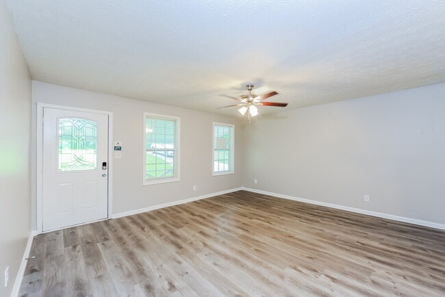 Photo - 3608 Mansfield Ln