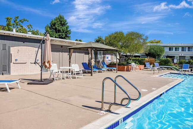 Photo - 1060 Los Gamos Rd