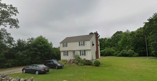 Building Photo - 383 Bay Rd