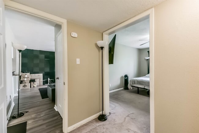 Photo - 15919 Golf Club Dr Unit 215