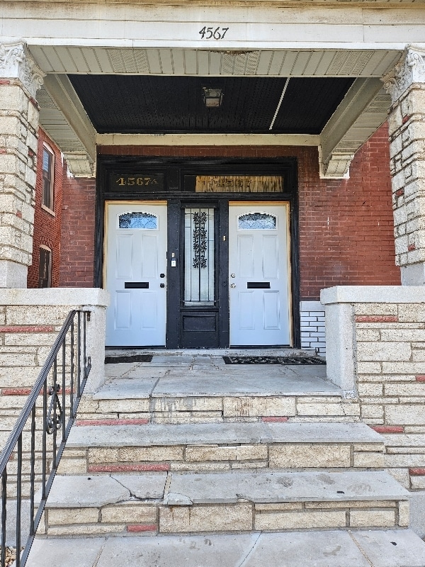 Building Photo - 4567 Adelaide Ave Rental