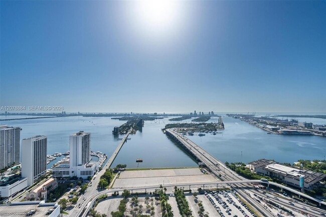 Building Photo - 1400 Biscayne Blvd Unit 4504