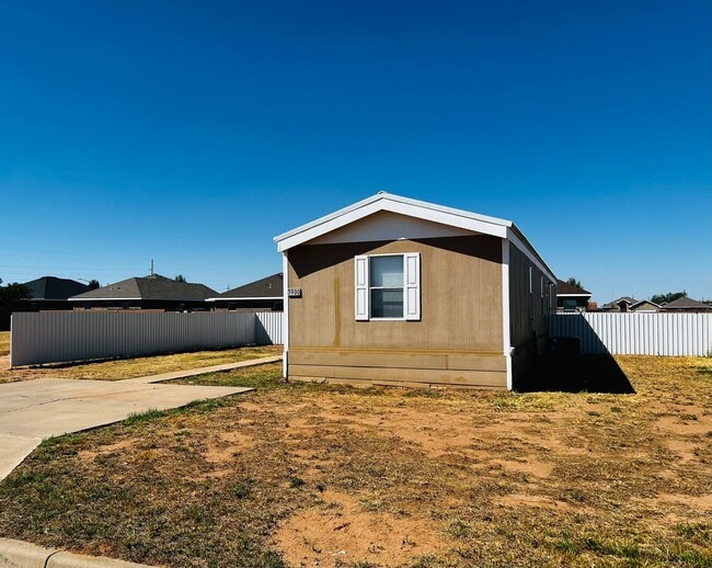Photo - 3900 Weston St