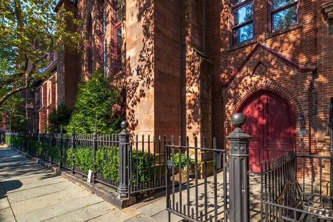 Photo - The Landmark at Strong Place