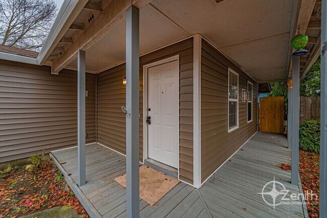 Photo - 4711 NE 155th Ave