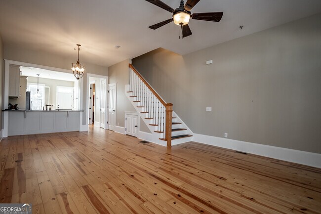 Photo - 83 Charter Oak Dr