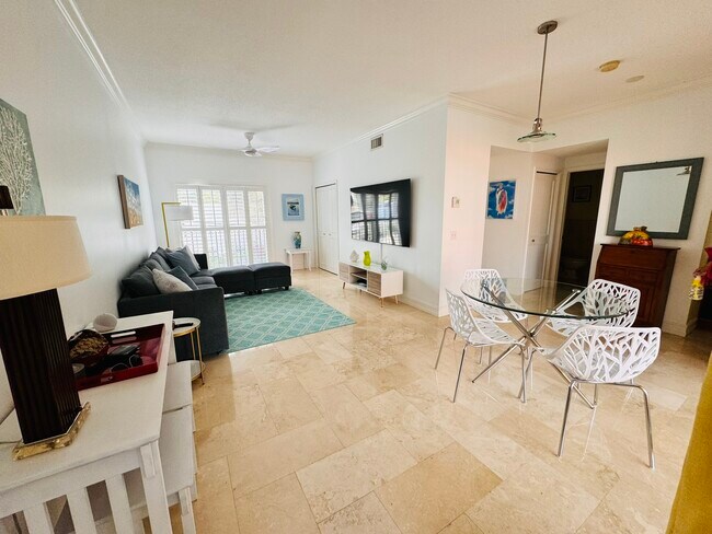 Photo - 95 NE 4th Ave Unit 4