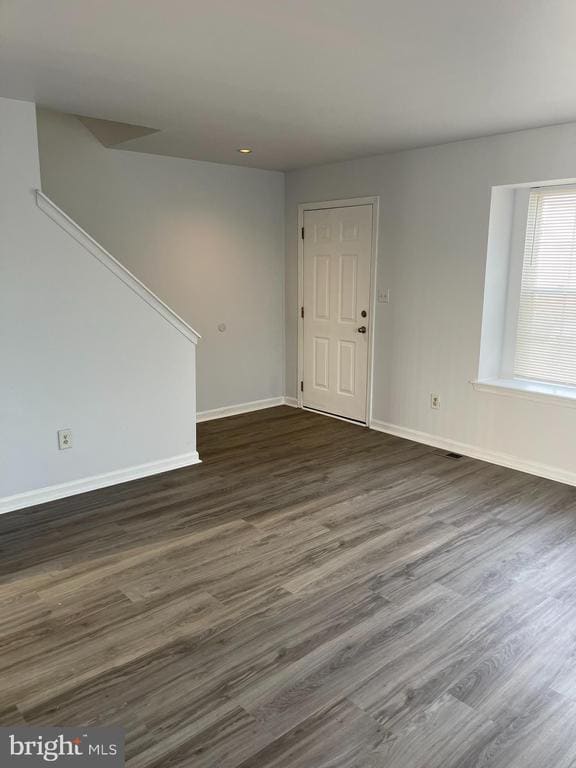 Photo - 288 Vincent Cir