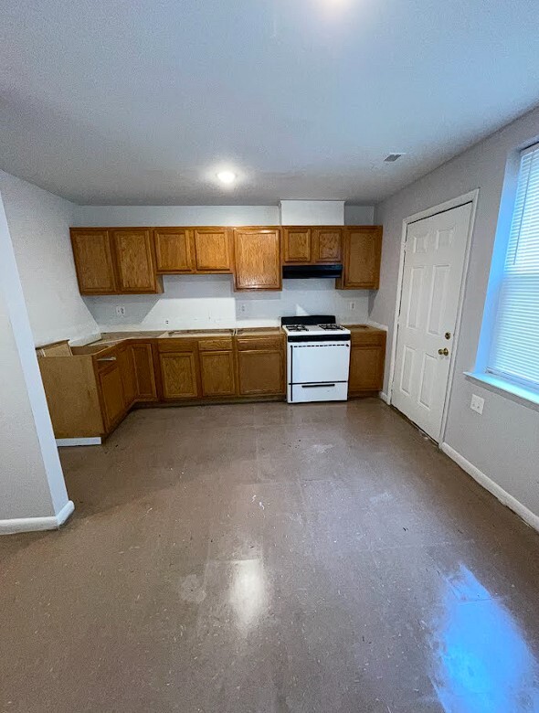 Photo - 1813 W Venango St