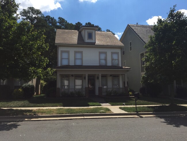 Building Photo - MOVE-IN READY!