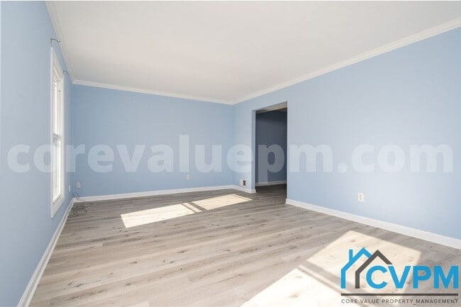 Photo - 7884 Huguenot Ct